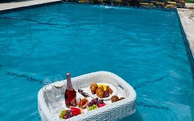 Monet Guesthouse